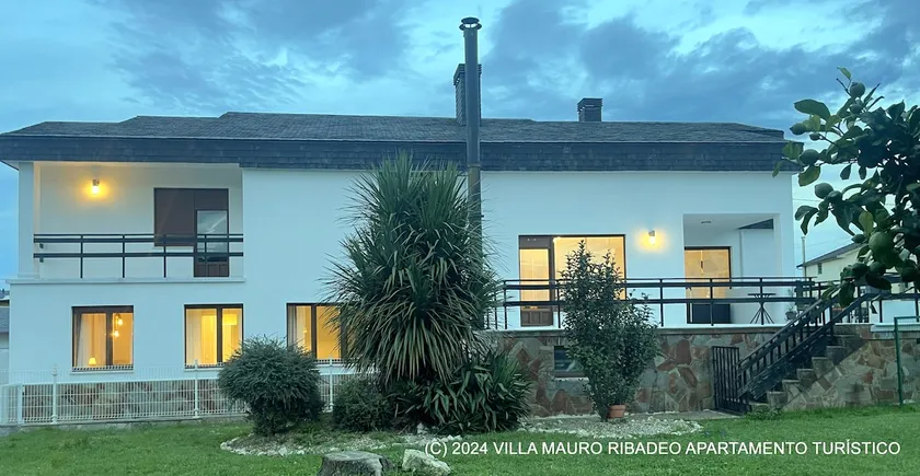 Villa Mauro Ribadeo Apartamento Turístico - Image 1