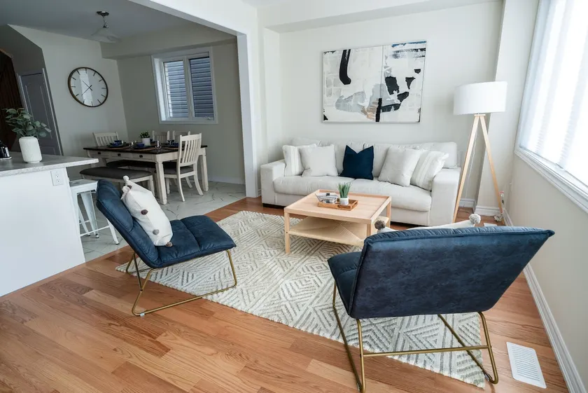 BRAND NEW home minutes from Niagara Falls. - Image 1
