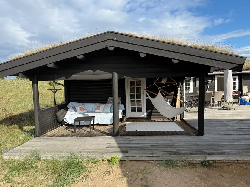 Solhytten Luxury Beach Cottage with Sauna - Image 1
