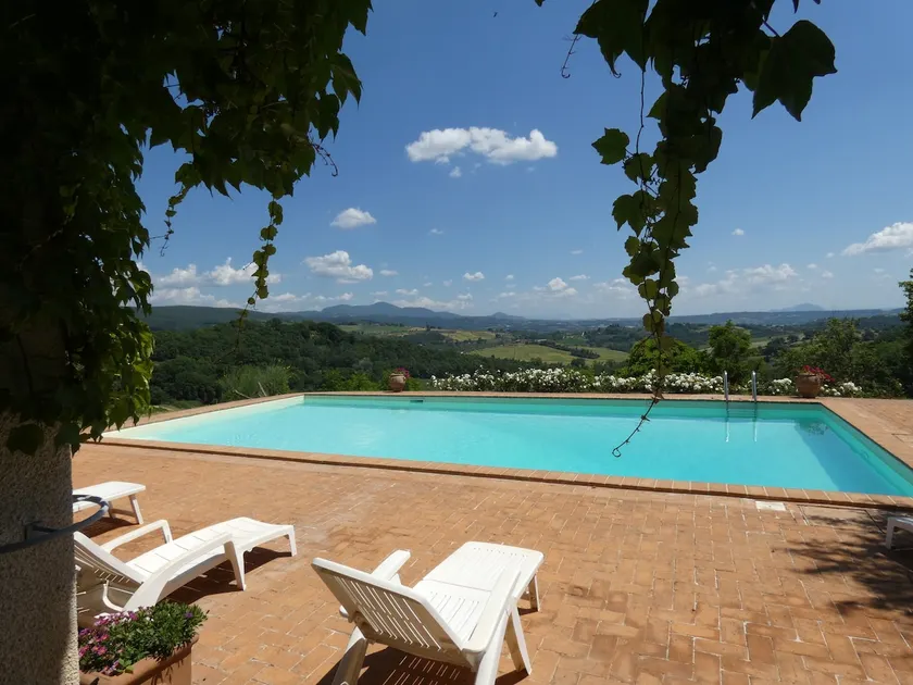 I escape to Umbria, the barn - Image 1