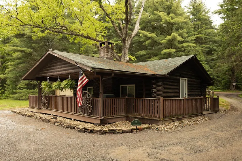Red Fox Cabin Cook Forest - Image 1