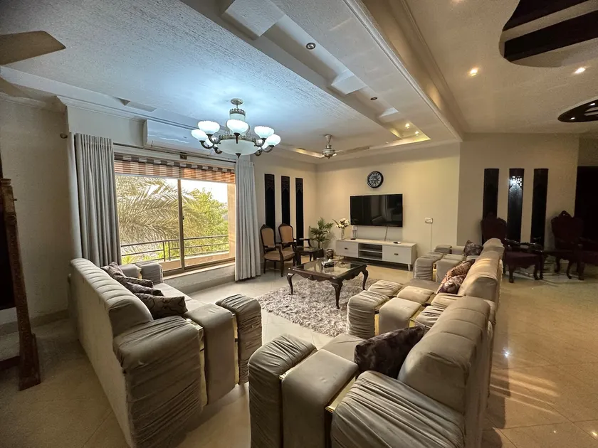 DHA1 Islamabad, Scenic Home - Image 1
