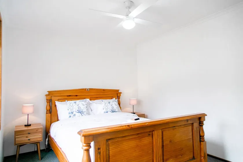 Specimen Hill Retreat 3BR Flexible Rms + EV Charge - Image 1