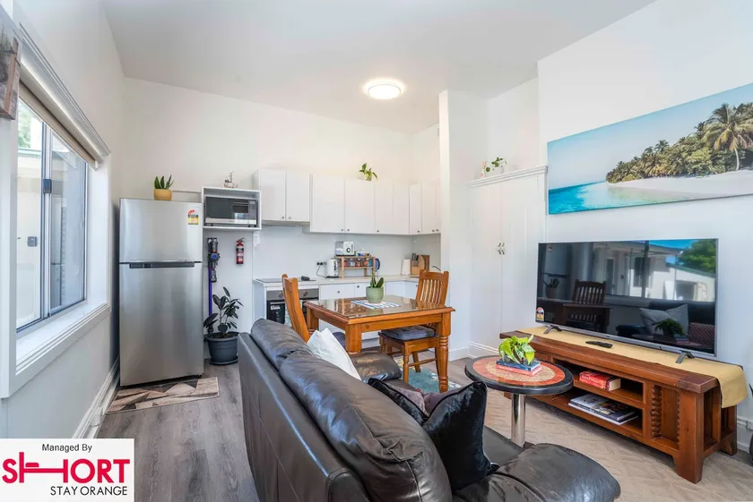 One Bedroom Apartment on Summer - No 3 Near CBD - Image 1
