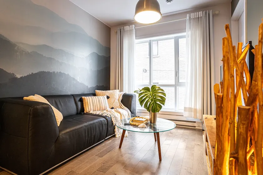 Mondern Cozy New Apt w/2BR, Prking, Gym,DT&Airport - Image 1