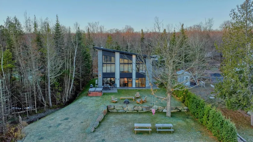 Le Jasmin waterfront cottage - Image 1