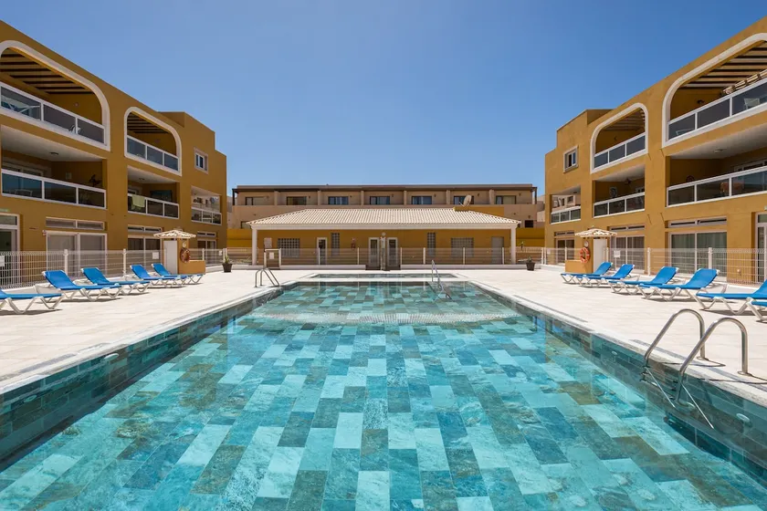Faro del Tostón. Beach and pool. - Image 1