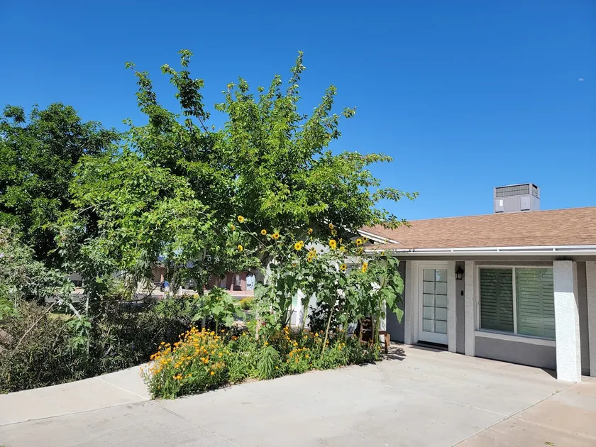 Beautiful Cozy 3 BR and 2 Baths Home in Arizona - Image 1