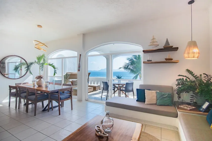 Ocean View: Terrace & Pools - Image 1