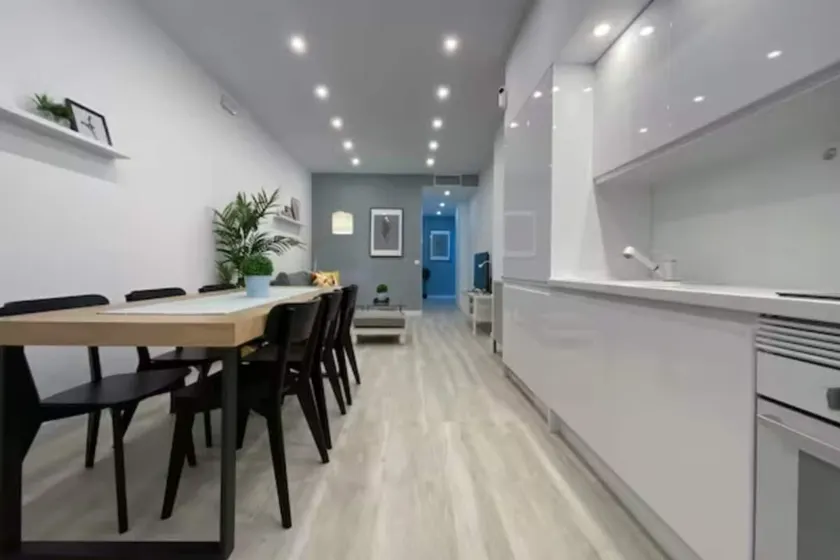 Gran Plaza Castilla - 4-bedroom, 2 bathroom - Image 1