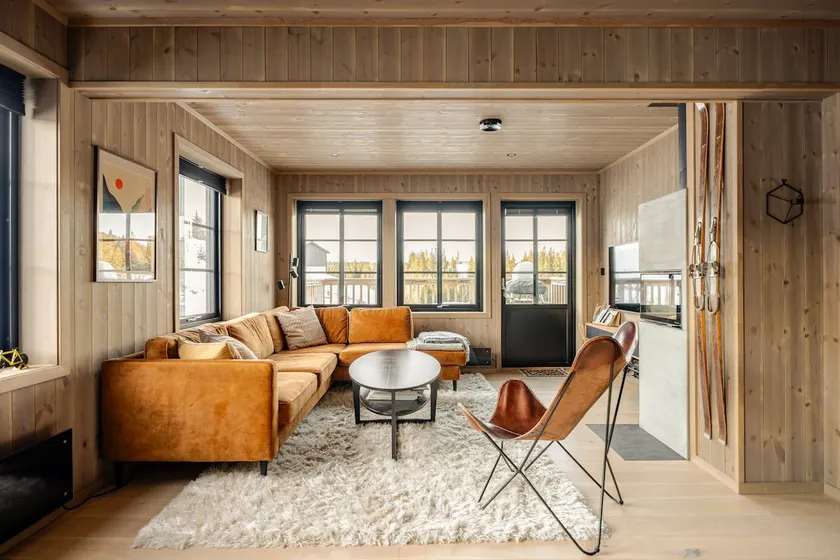Modern cabin near Oslo - Lake, hikes & quiet stay - Image 1