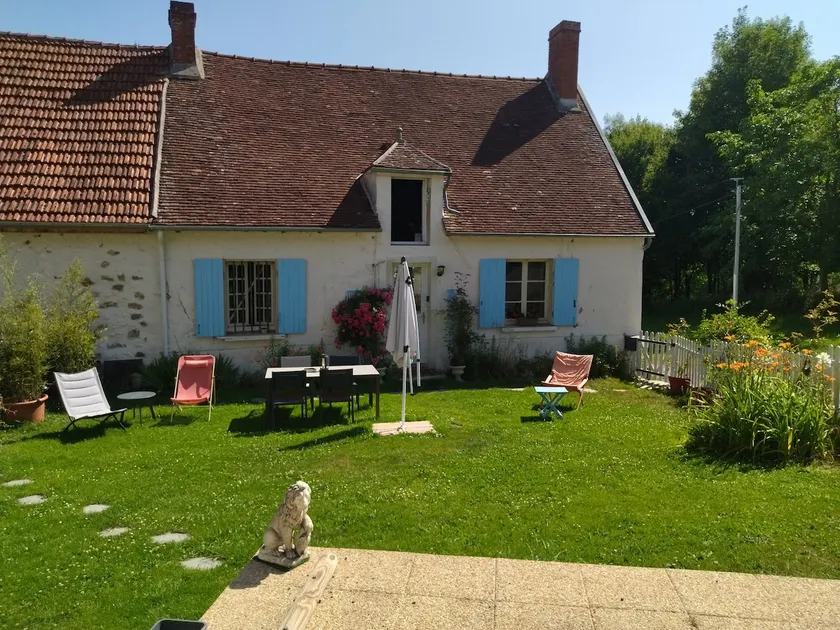 Gite la Pierre Bleue, Authentic Country House - Image 1