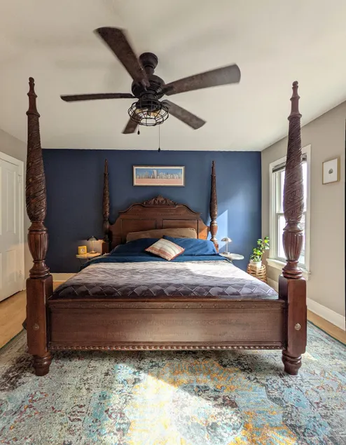 Central Spacious King in Midtown w/ Rsvd Parking! - Image 1