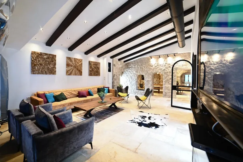 Confit House - Villa in the Old City with an indoor heated pool - Image 1