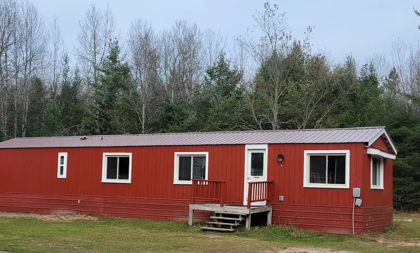 Cabin 4 - Image 1
