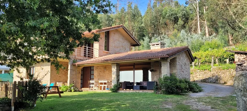 Casa O Corvo, chalet cerca de Vigo en plena naturaleza - Image 1