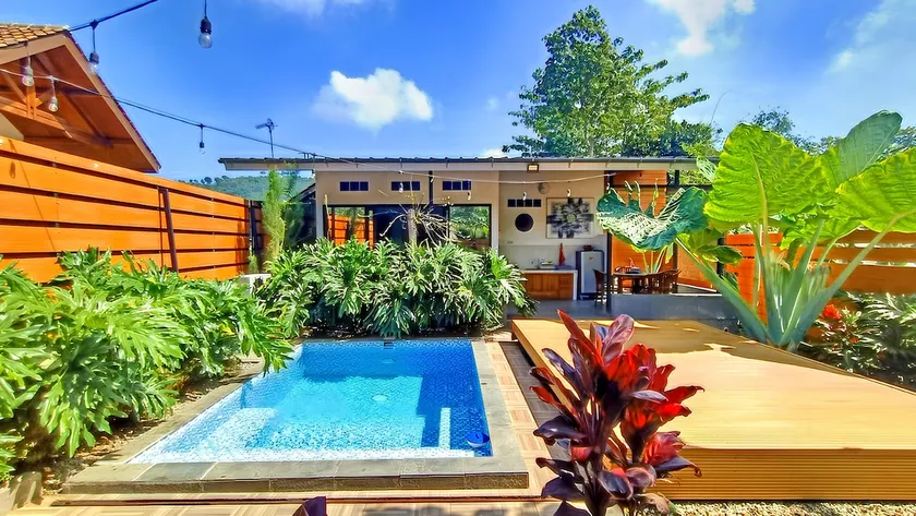 Honeymoon Cabin | Garden Views | Private Hot Pool - Image 1