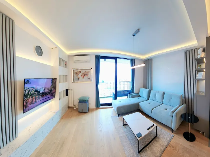 Belgrade Waterfront 16fl Lux Apt City view & Free P - Image 1
