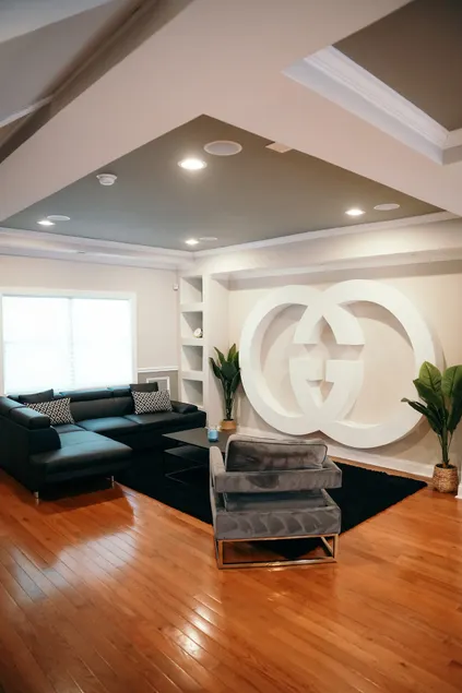 Charm City Luxury 4 Bedroom Brick Home - Image 1