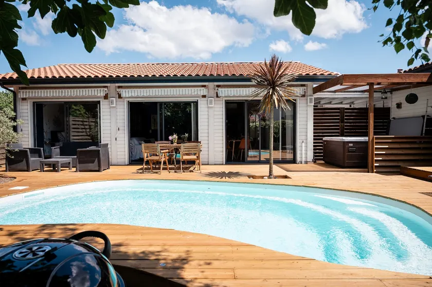 Villa Eden Bleu - Piscine et jacuzzi privé - Logement classé 4 étoiles - Image 1