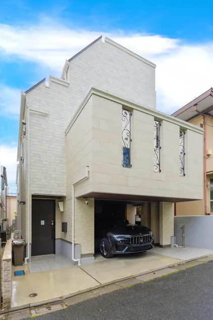 Shibuya [2LDK] 50㎡/5 min walk from Yoyogi Park Station/newly built mansion, maximum 5 people, recommended for families - Image 1