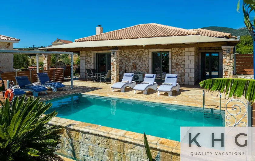 Leo's Red stone & White stone made villas, 2 villas with private pool in Karavados village - Image 1