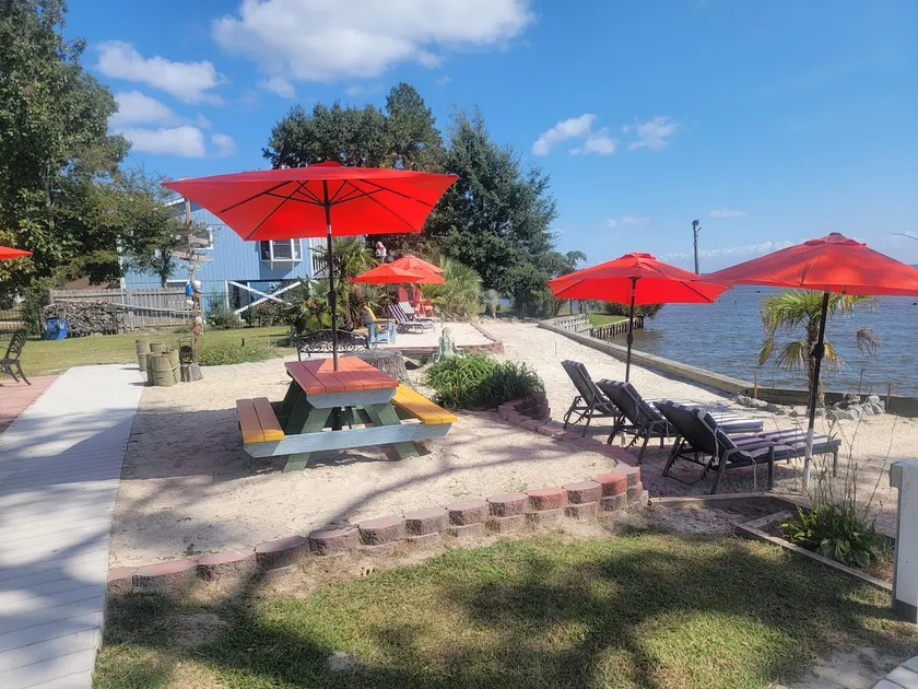 Edgewater Waterfront Duplex 3BR 2.5bath pullout 8+ - Image 1