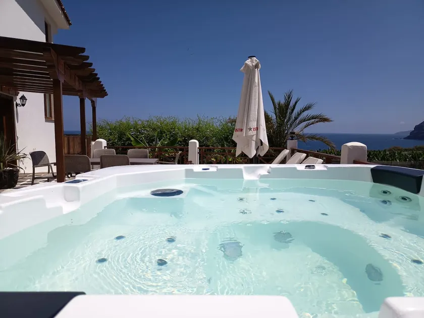 Bollullo Paradise - Image 1