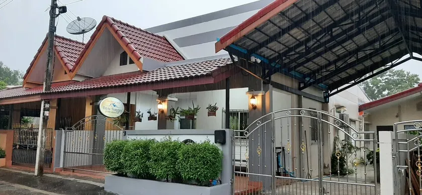 Rutcha homestay Betong รัชชา โฮมสเตย์ เบตง - Image 1
