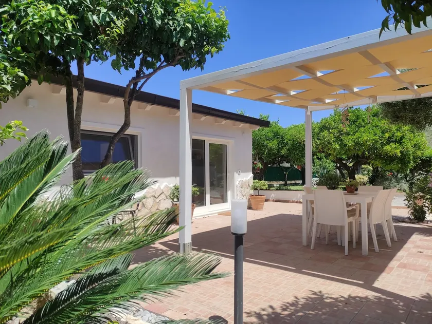 [Cottage 1 km from Sea] Private Garden & Parking - Image 1