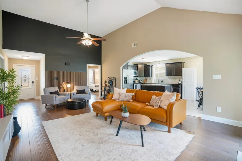 Game Room | Patio + Grill | Sleeps 9 | King Bed - Image 1