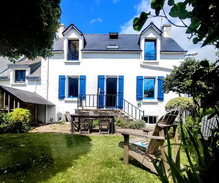 Fisherman's House in Doëlan • Ocean view • Walking to the Harbor and Coves • Serves 8 - Image 1