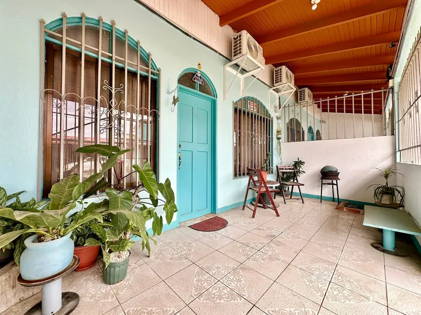 Casita La Pirata - Image 1