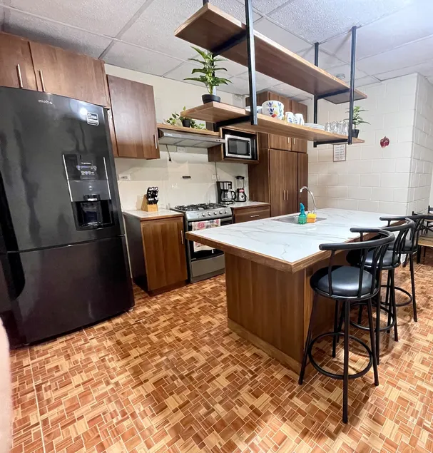 Garden Apartment - Image 1