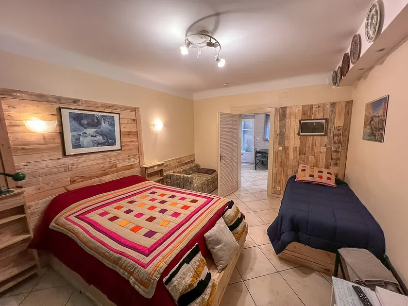City center - 40 m2 - Quiet - 5 min from the train station - Image 1