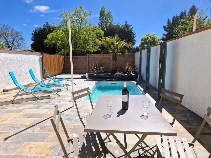 Nature Gîte with Hot Tub and Pool for 8 people – Les Cottages du Tarn - Image 1
