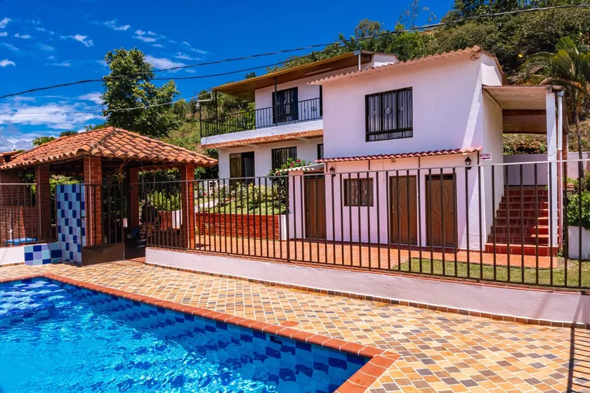 Casa Campestre BETEL (with a pool) - Image 1