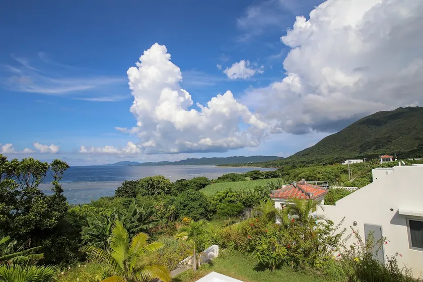 Stars and stunning views | 1-minute walk to the sea | Villa with private pool | Ishigaki-yaki - Image 1