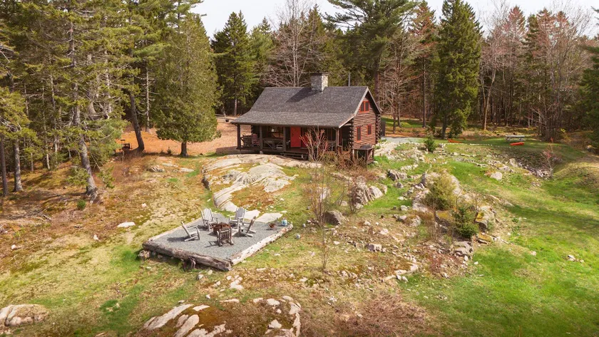 40 Acre Wooded Paradise w/ Firepit Near Acadia - Image 1