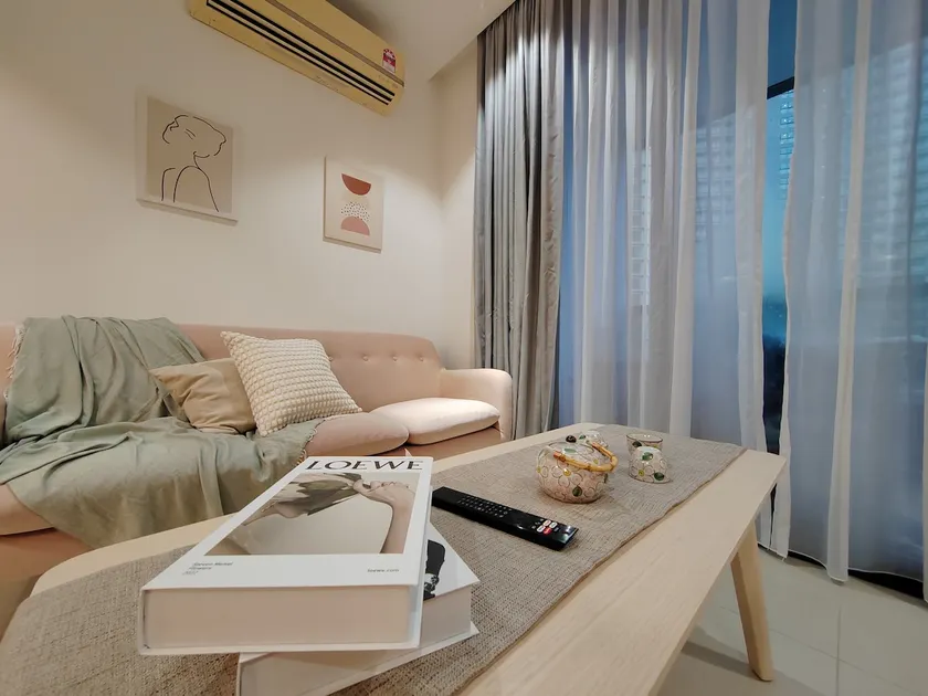 Arcoris Mont Kiara 2# Sunway 163# 2-Bedroom with balcony 2-4Pax - Image 1