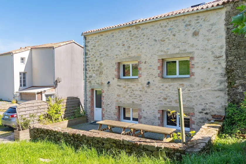 Stone house on Puy du Fou street - Image 1