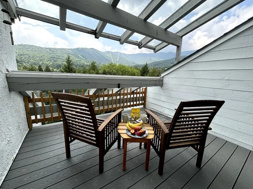 Bridges Resort Mountain Views of Sugarbush - Image 1