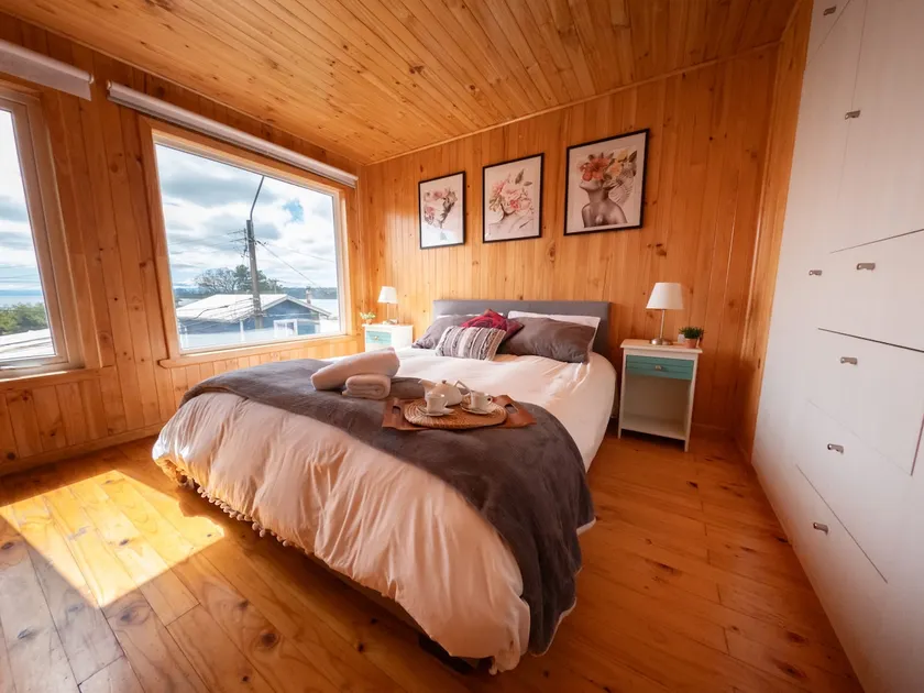 Nice house with lake view 250 meters from the beach - Image 1