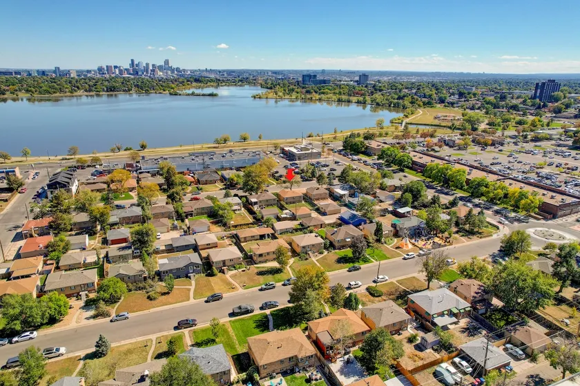 Urban Oasis at Sloan's Lake - Image 1