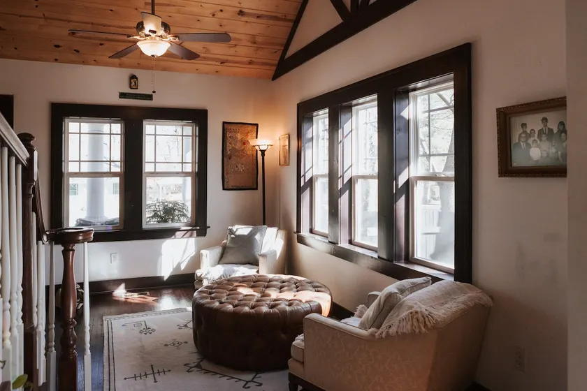 Spacious Family Home | WiFi | Yard | Pet friendly - Image 1