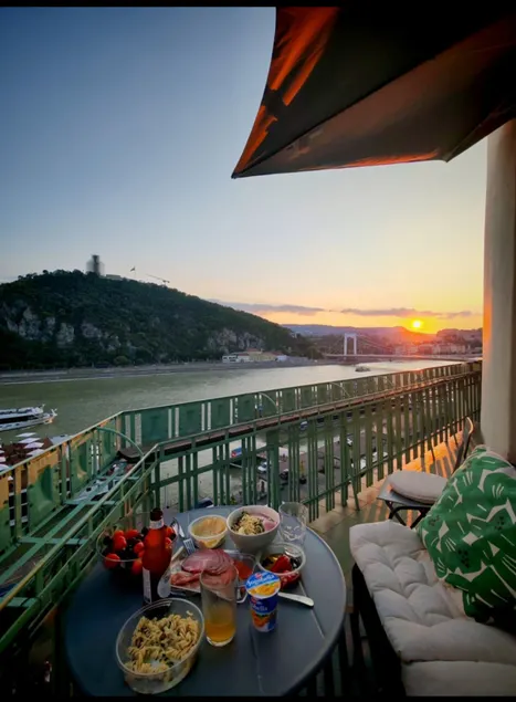 Panoramic Danube View Haven | Heart of Budapest - Image 1