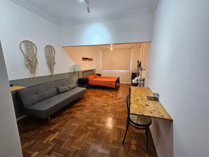 Refurbished apartment in a great location! - Image 1