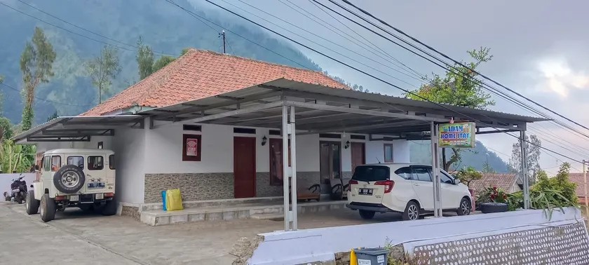 Adam Homestay - Image 1