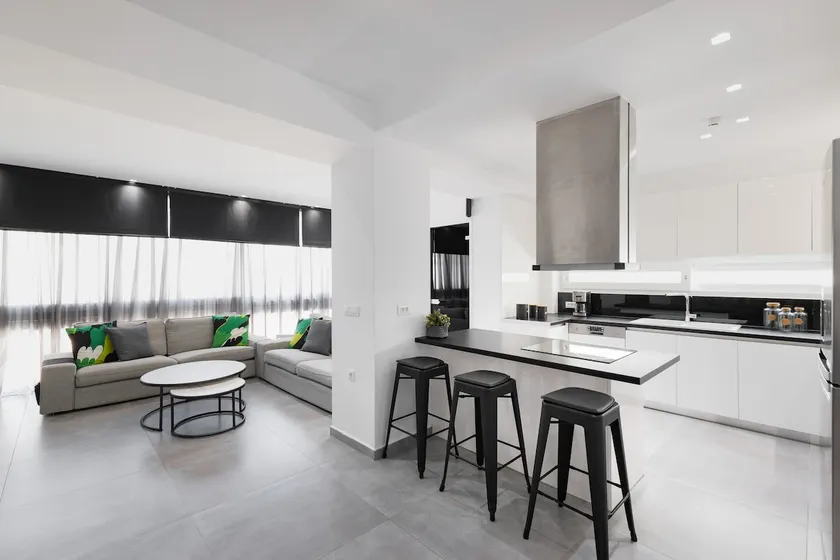 Emfasis Loft Spacious and Elegant Heraklion - Image 1