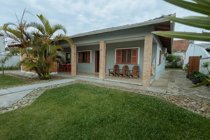 House with a view of the sea. - Image 1